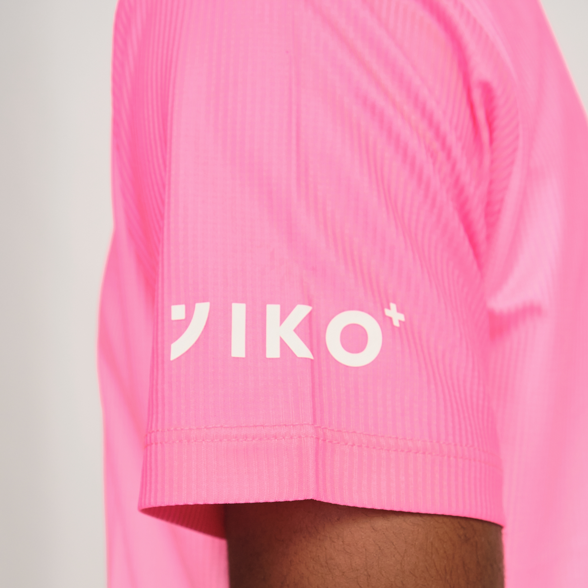 Yiko Plus Rose Trail Running Top