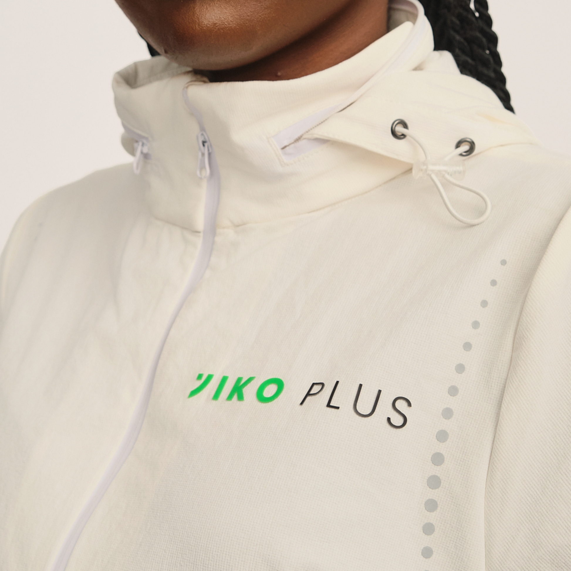 Yiko Plus Snow Edge Hoodie Top